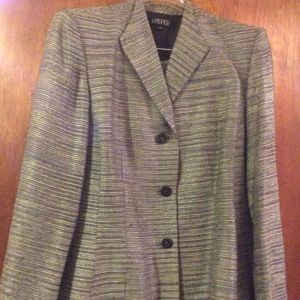 Kasper women’s suit